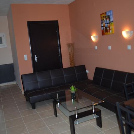 Thassos Grand Villas Apartments & Studios Limenaria  Rum bild