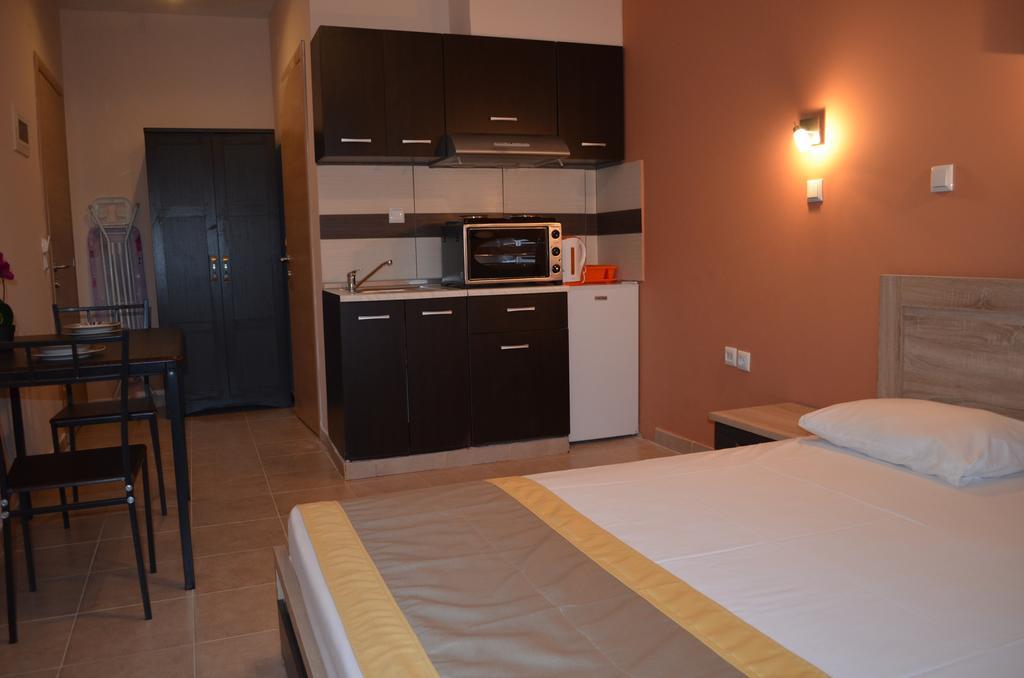 Thassos Grand Villas Apartments & Studios Limenaria  Rum bild